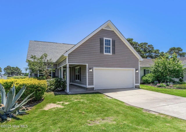 5249 Minnesota Drive, Oak Island Mainland