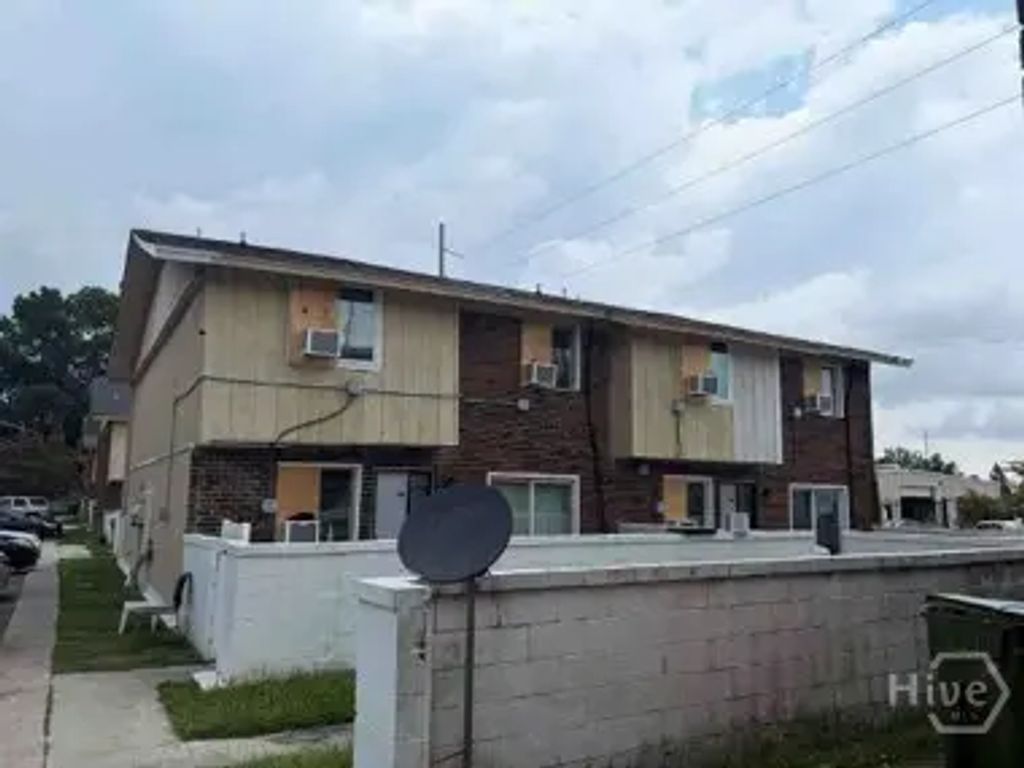 8 Lewis Drive, Savannah