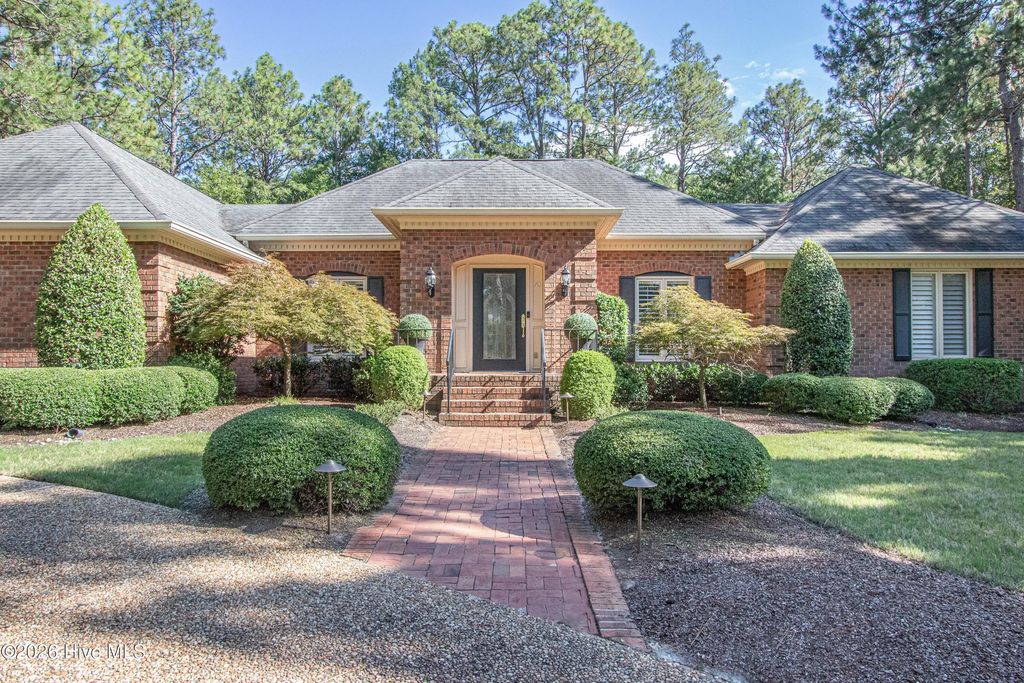 70 Wilson Road, Pinehurst