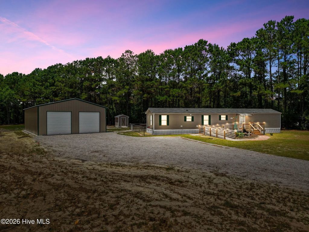 3246 Shell Point Road Sw, Shallotte