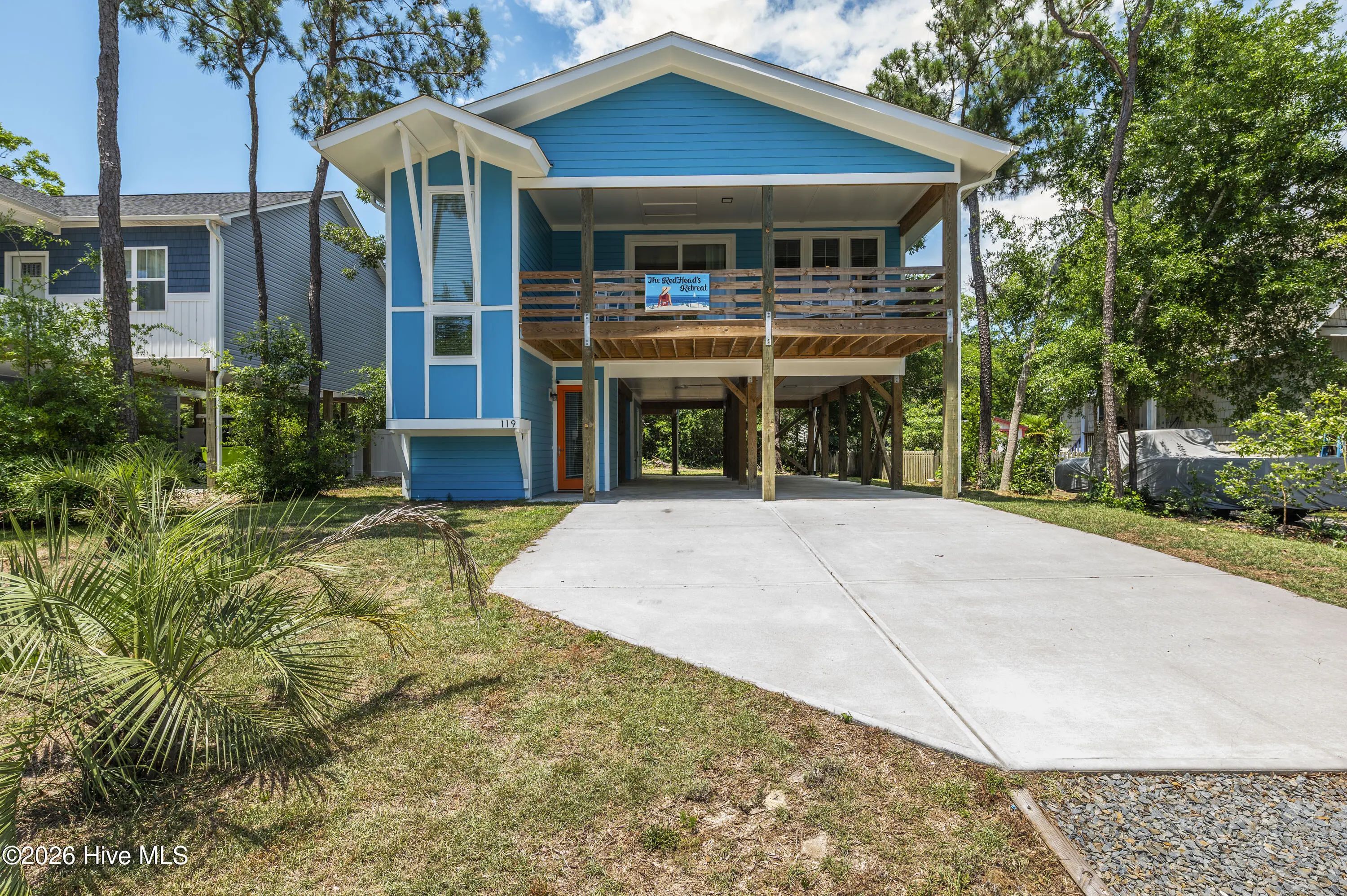119 Ne 27th Street, Oak Island