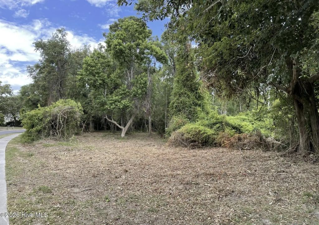 L-22 Womble Street, Oak Island
