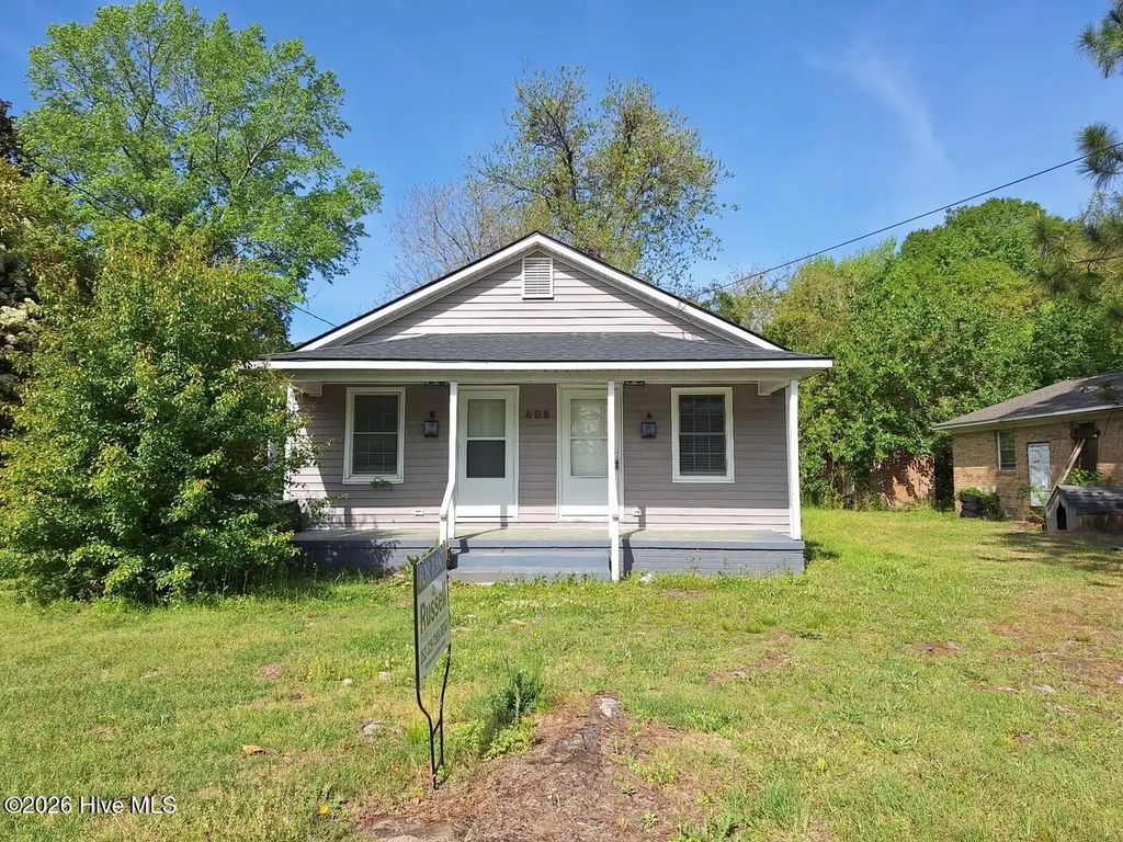 608 Hudson Street A, Greenville