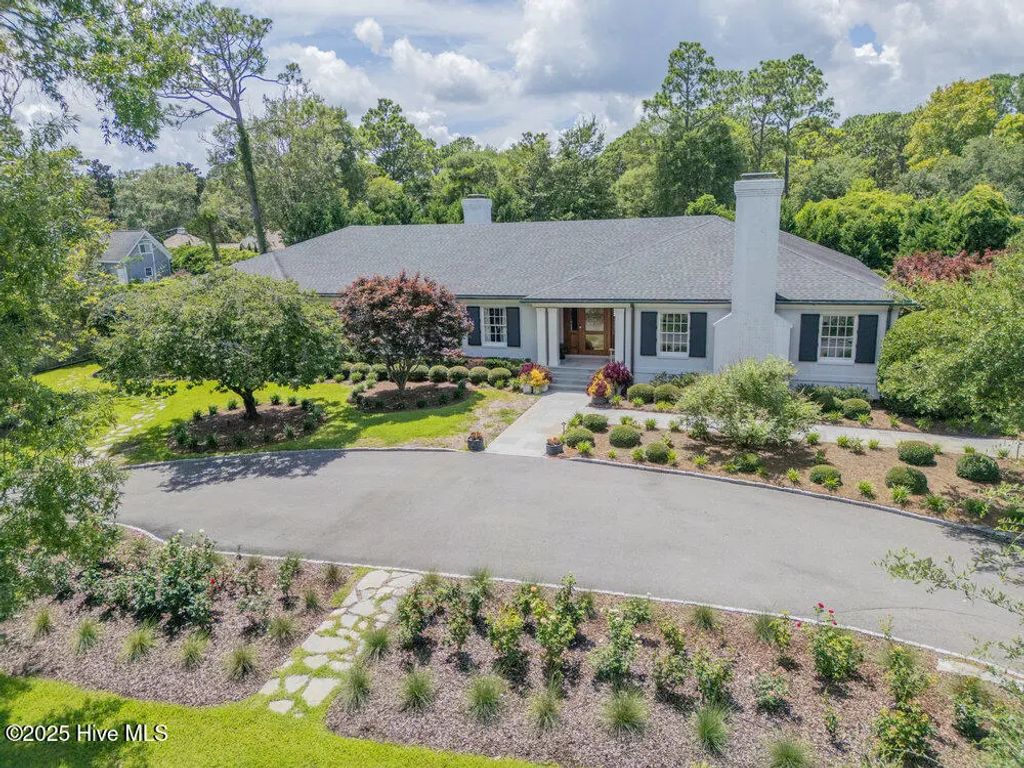 1920 Hillsboro Road, Wilmington