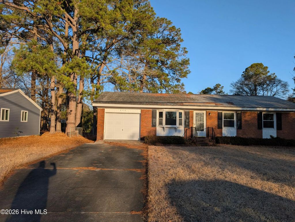 204 Shamrock Drive, Jacksonville