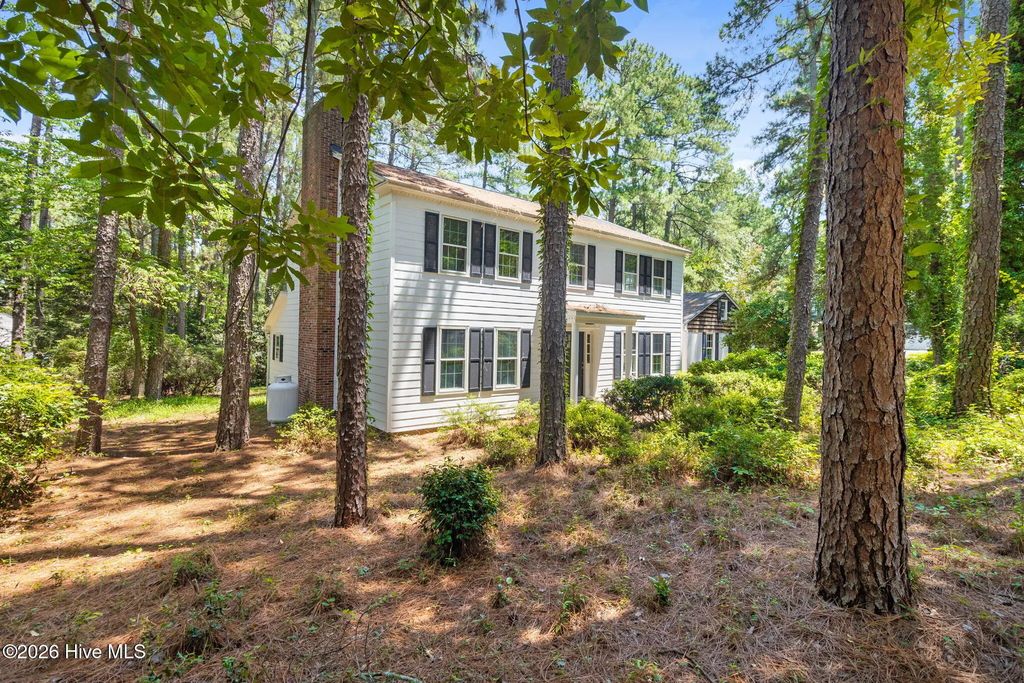 102 James Creek Road, Southern Pines