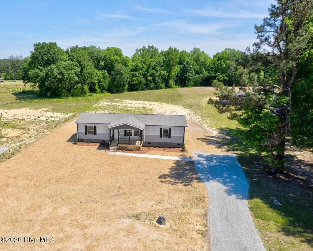 7601 Alice Court, Castalia