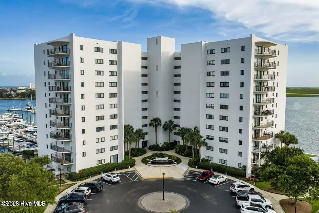 322 Causeway Drive 1101, Wrightsville Beach
