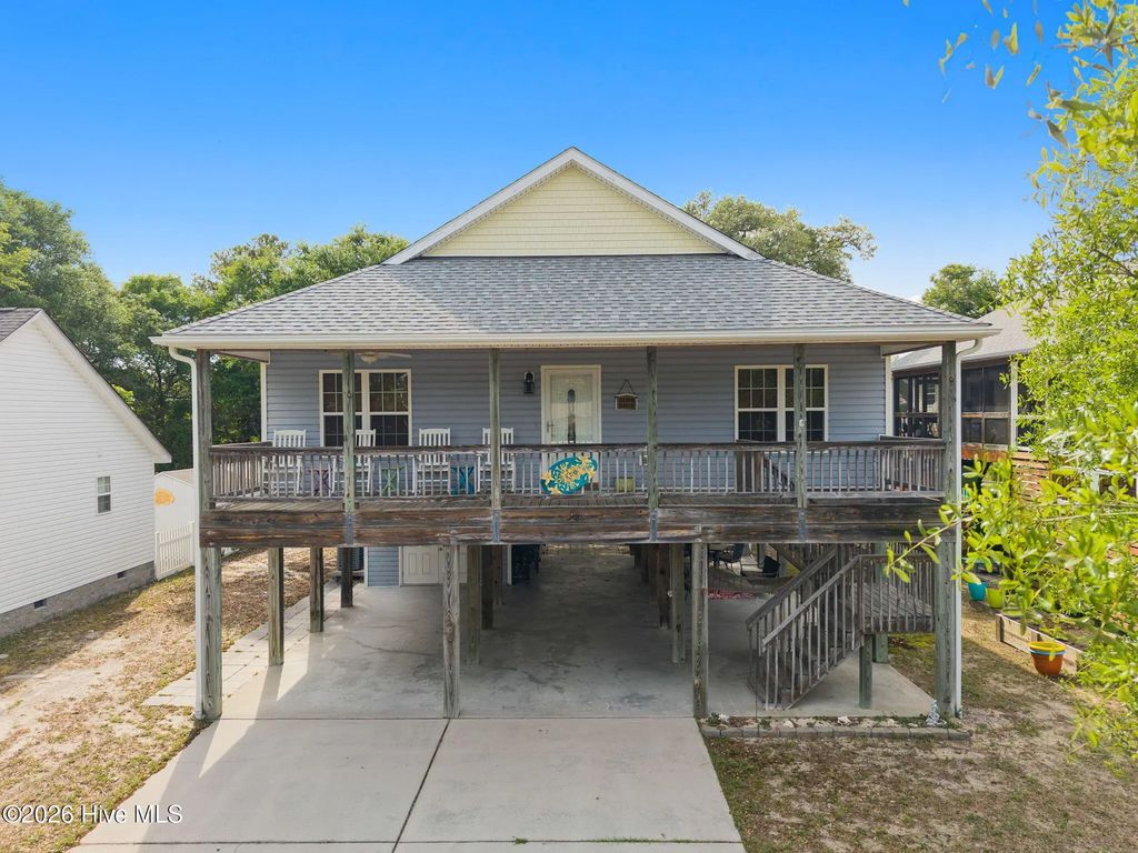 133 Ne 3rd Street, Oak Island