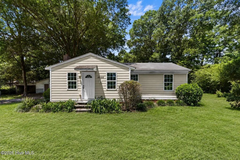 4044 Nc Highway 50, Maple Hill