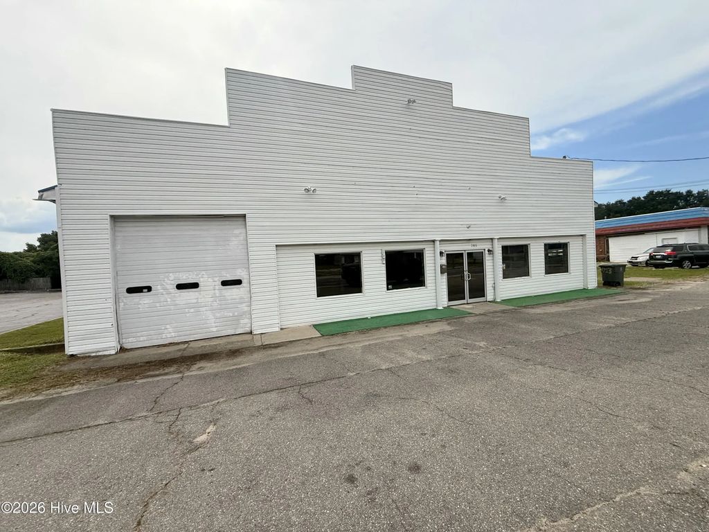 705 W Hamlet Avenue, Hamlet