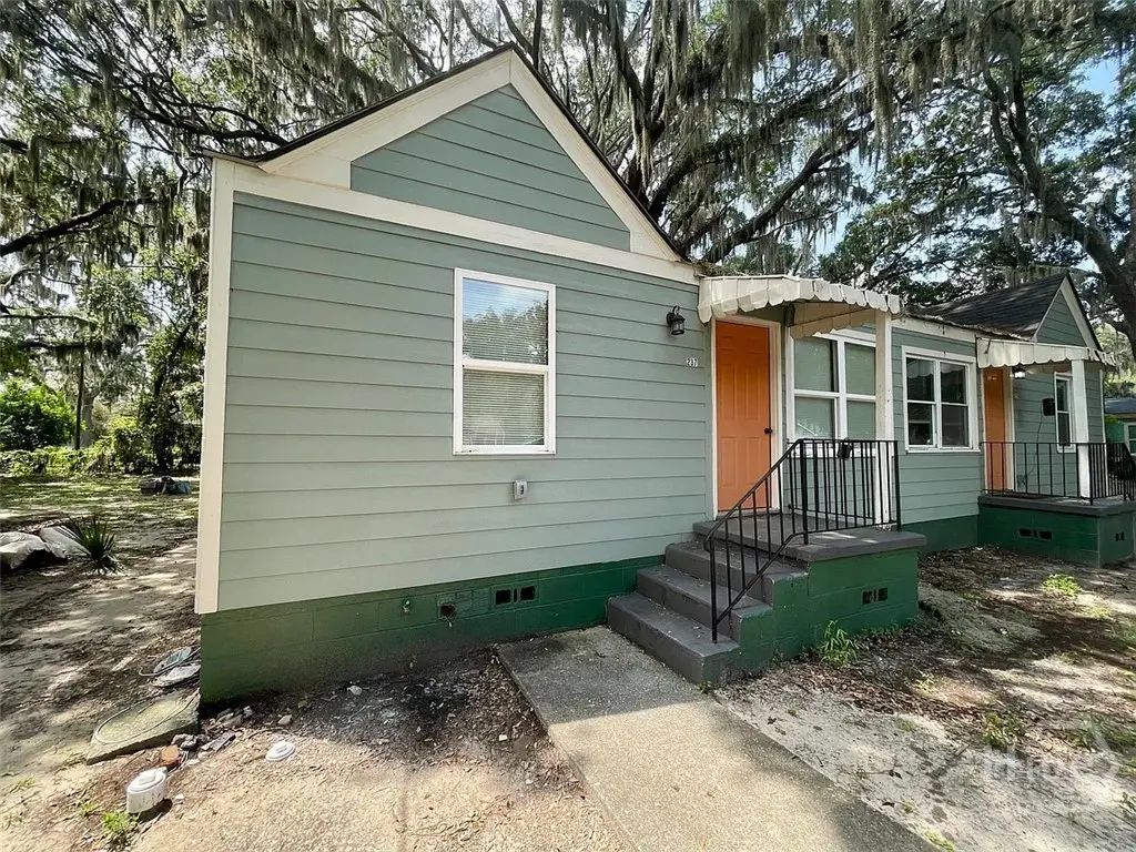 237 W 73rd Street, Savannah
