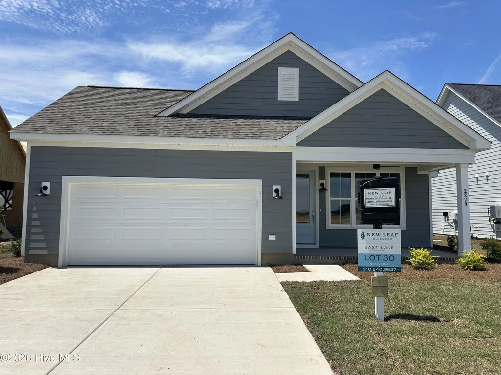 2220 Sandbrook Loop, Leland