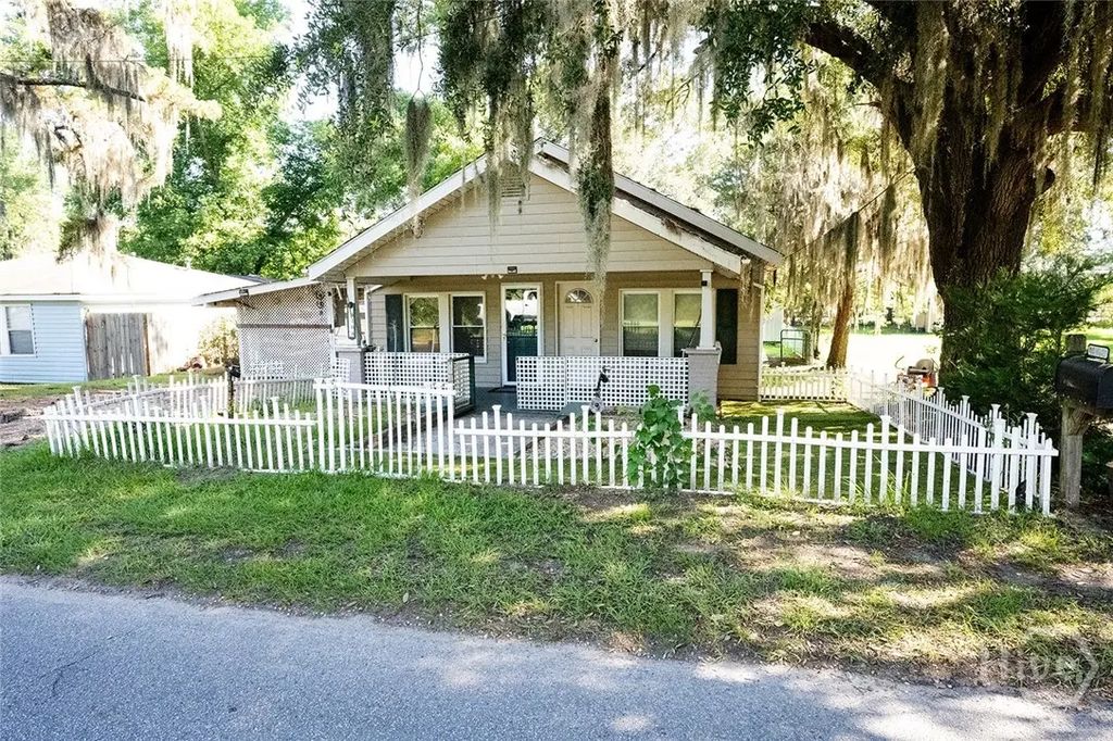 4108 Old Louisville Road, Savannah