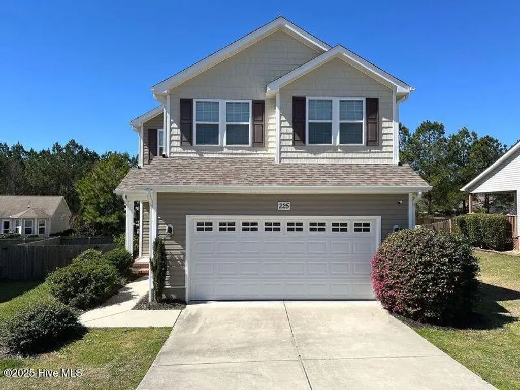 225 Savannah Garden Drive, Carthage