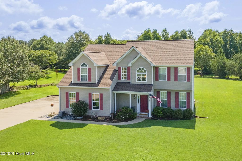 104 Waterway Court, South Mills