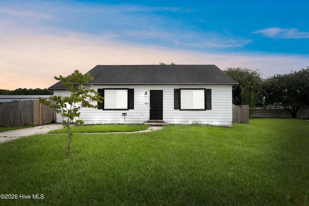 109 Milestone Court, Jacksonville