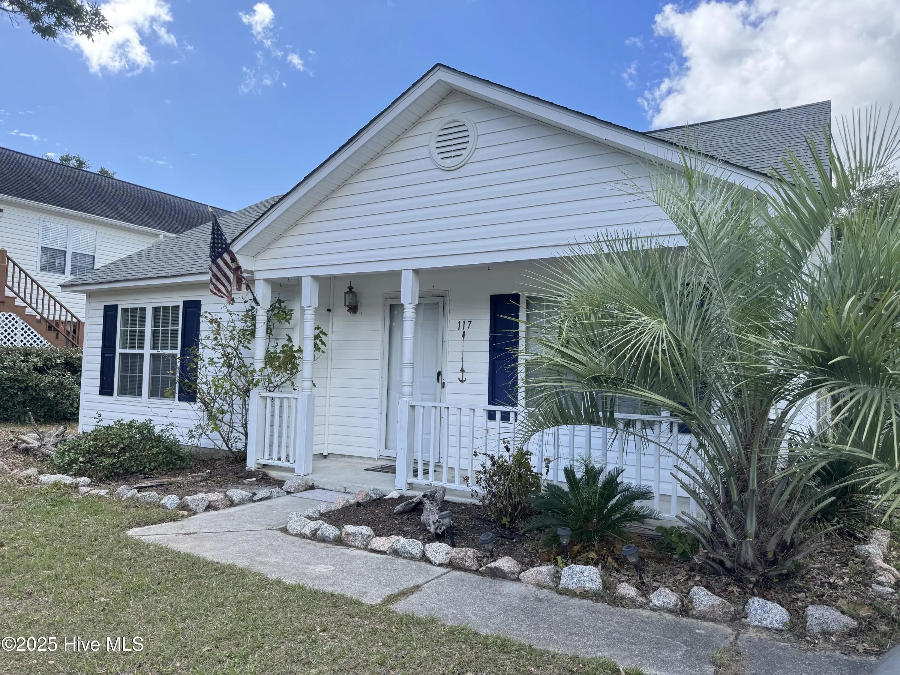 117 Nw 10th Street, Oak Island