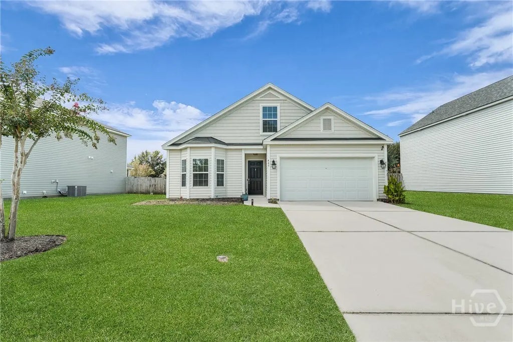 445 Lions Den Drive, Pooler