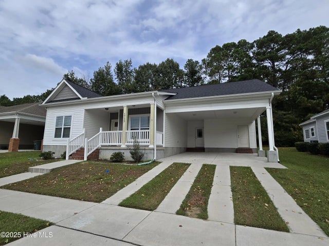 1715 Sassafras Court, Greenville