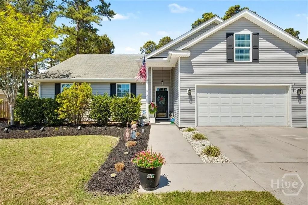 513 Adelante Lane, Guyton
