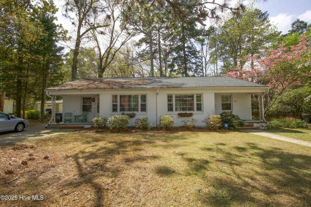 264 E Indiana Avenue, Southern Pines