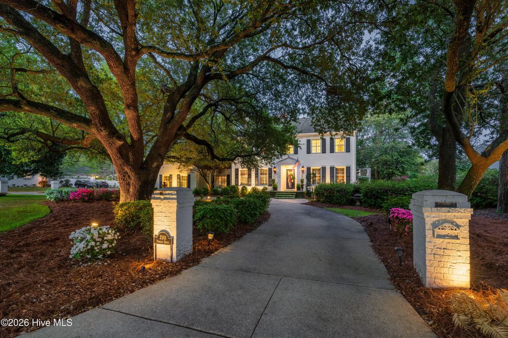 2301 Parham Drive, Wilmington