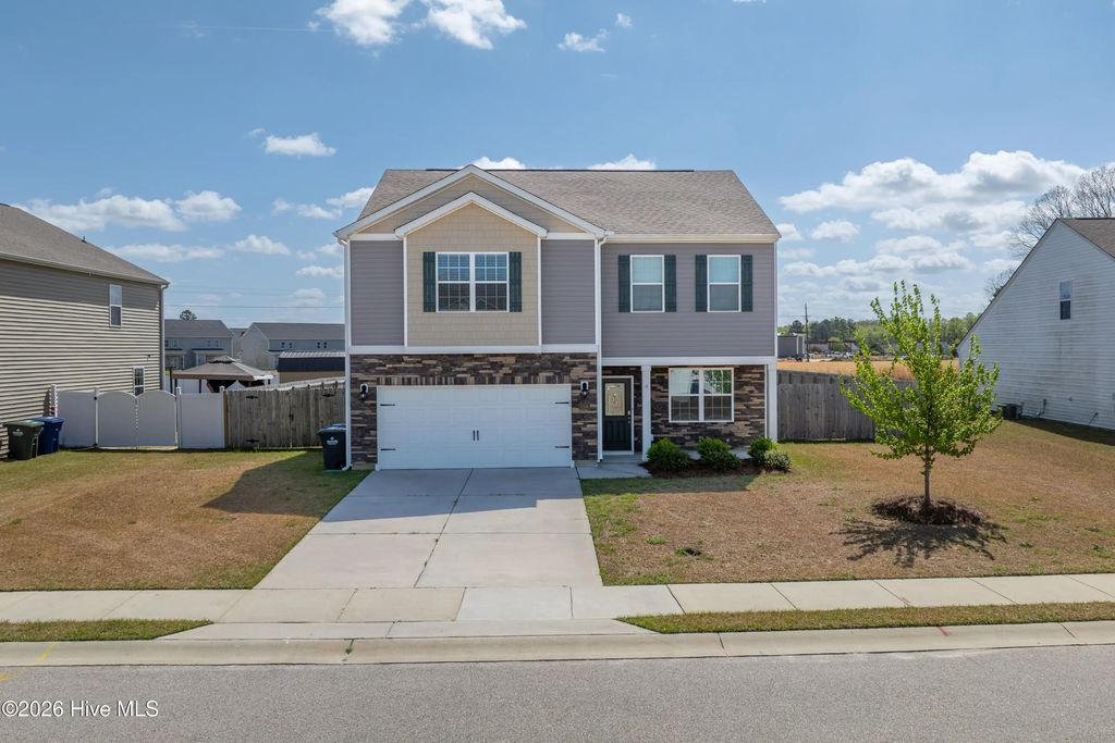 1009 Josh Court, Greenville