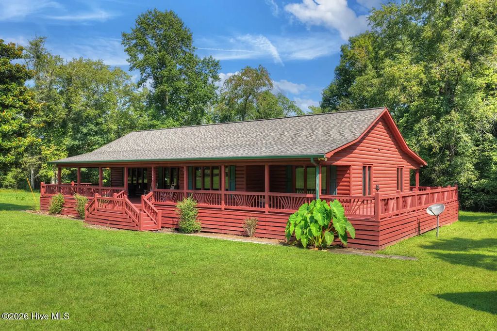 1792 Wolfcreek Road, Murphy