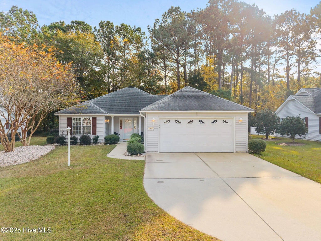303 Jasmine S, Swansboro