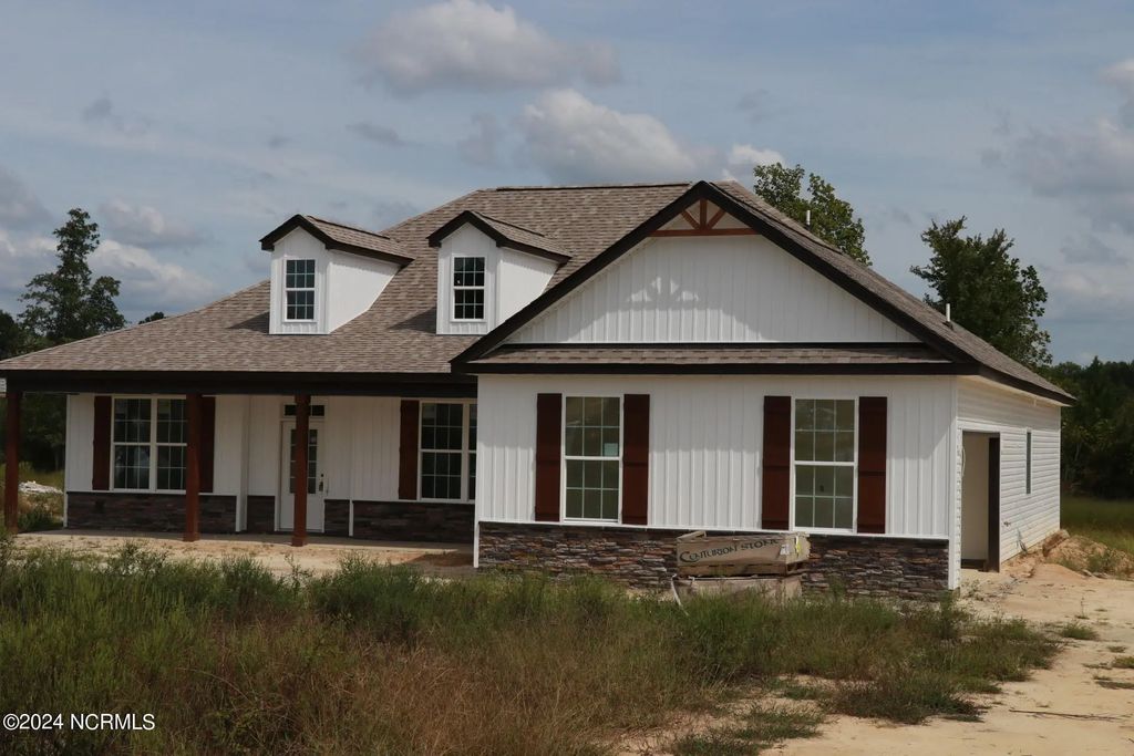 1331 Halibut Street, Fayetteville