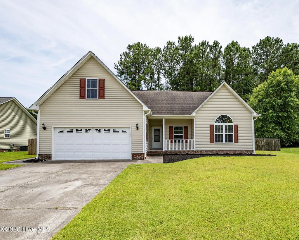 111 Croatan Woods Drive, New Bern