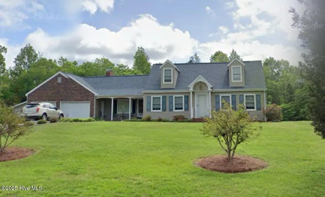 5168 Brook Circle, High Point