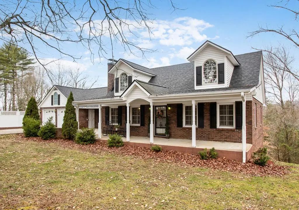 425 Sunrise Street, Murphy