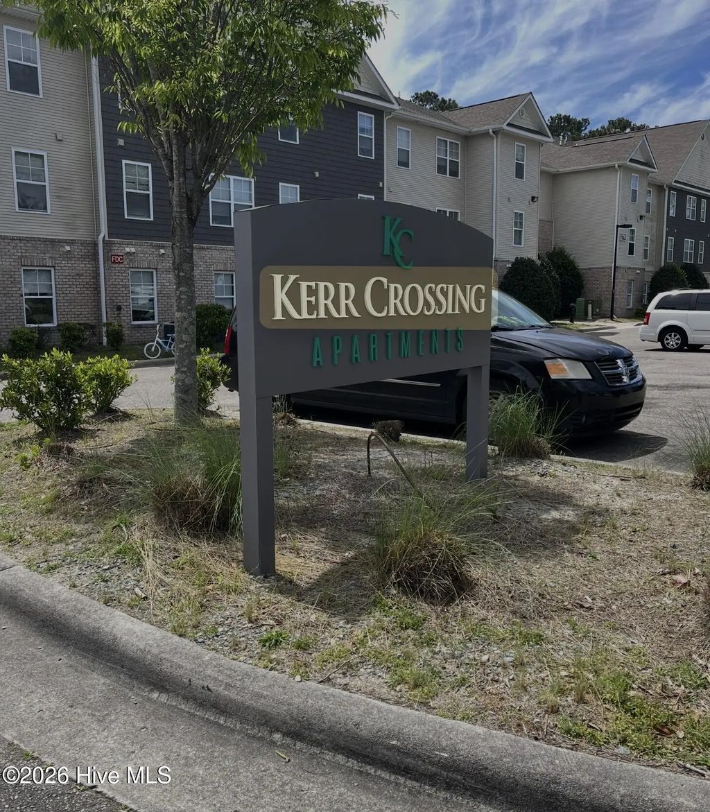 376 S Kerr Avenue Unit 301, Wilmington