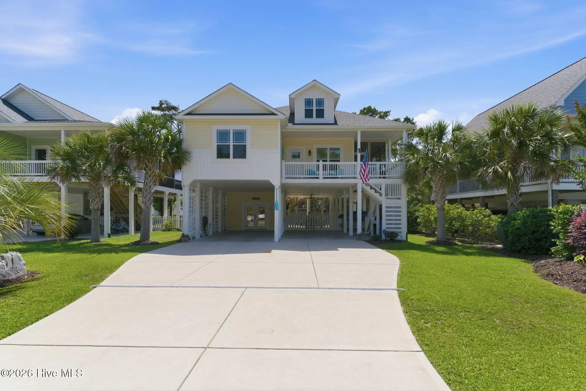 206 Ne 61st Street, Oak Island