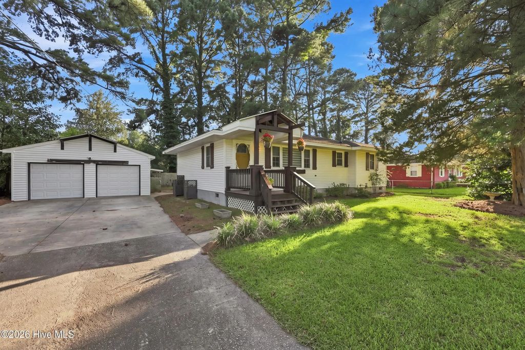 108 Farm Drive, Elizabeth City