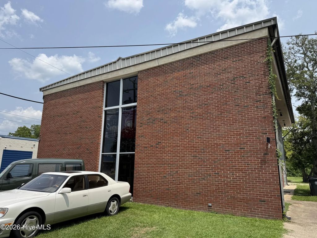 506 N William Street, Goldsboro
