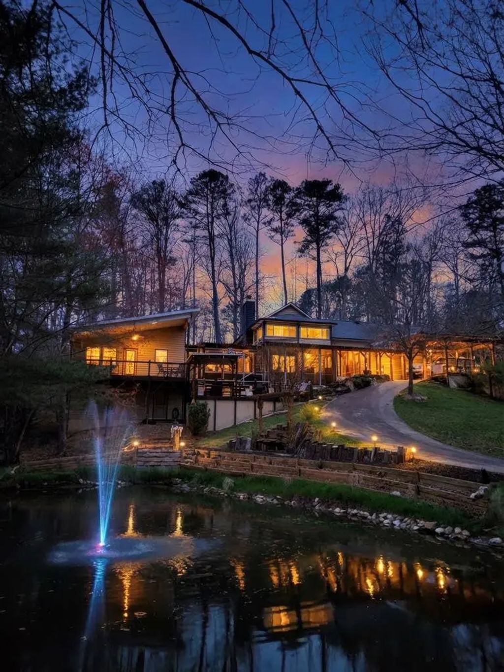 214 Hedden Road, Murphy