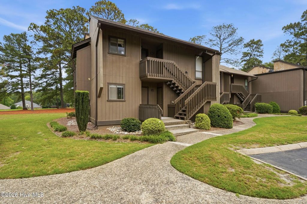 10 Pine Tree Road # 117, Pinehurst