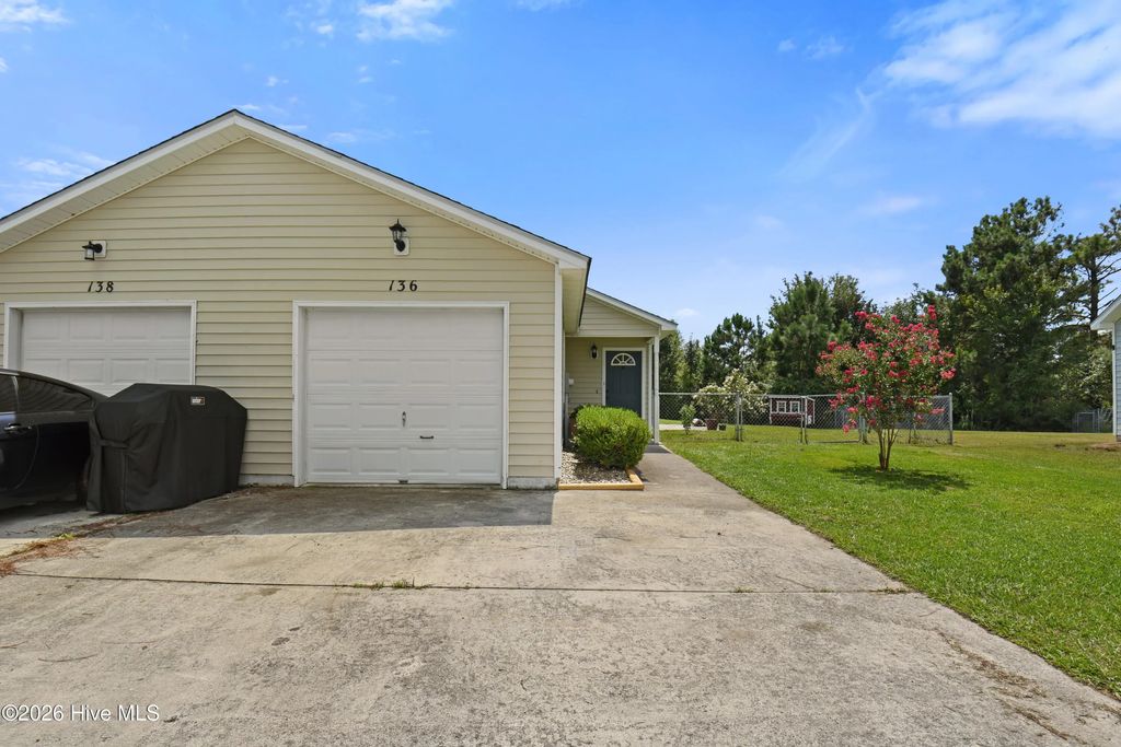 136 Charlton Road, Hubert