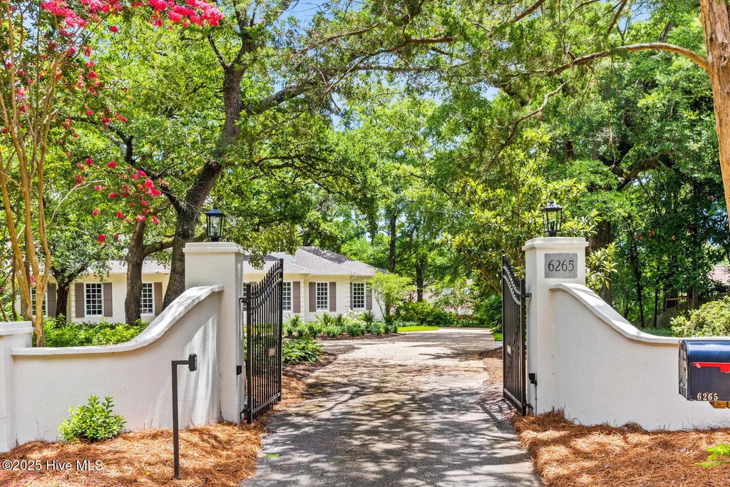 6265 Turtle Hall Drive, Wilmington