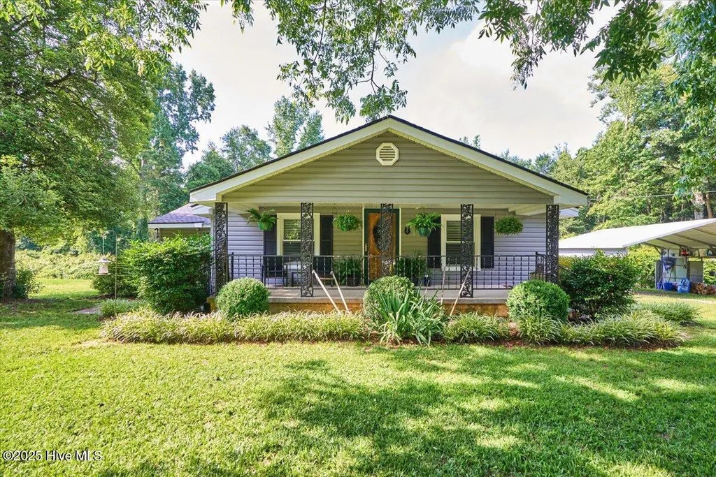 20920 Old Lumberton Road, Maxton