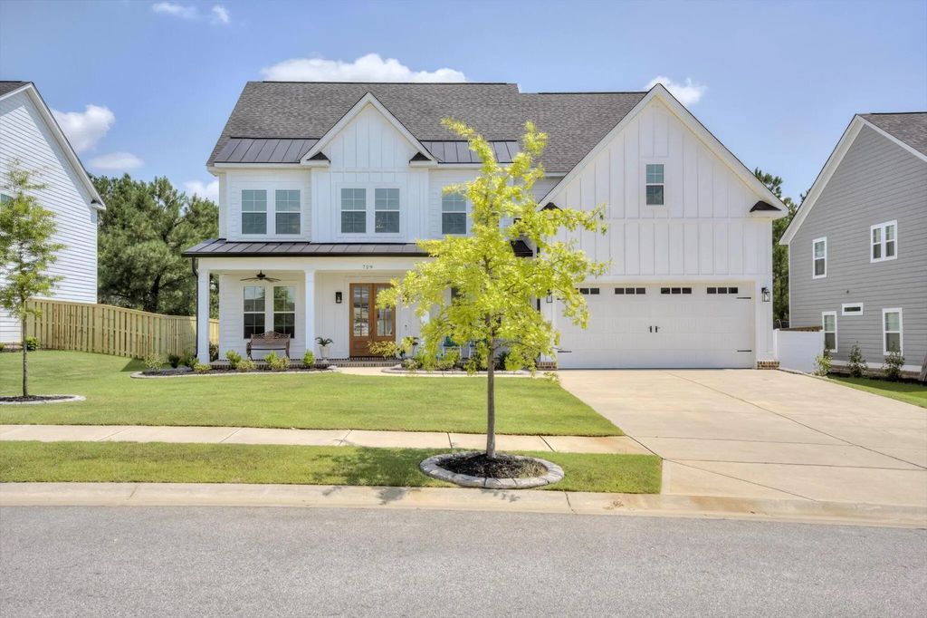 729 Whitney Shoals Road, Columbia