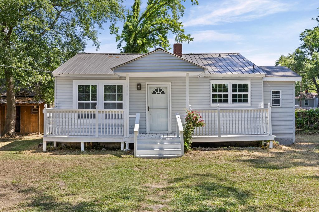 2005 Virginia Avenue, Richmond
