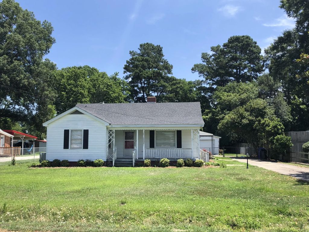 506 Raleigh Road, Clinton
