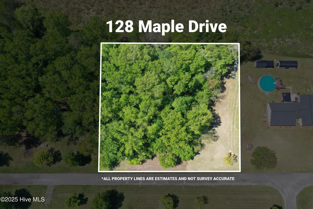 128 Maple Drive, Whiteville