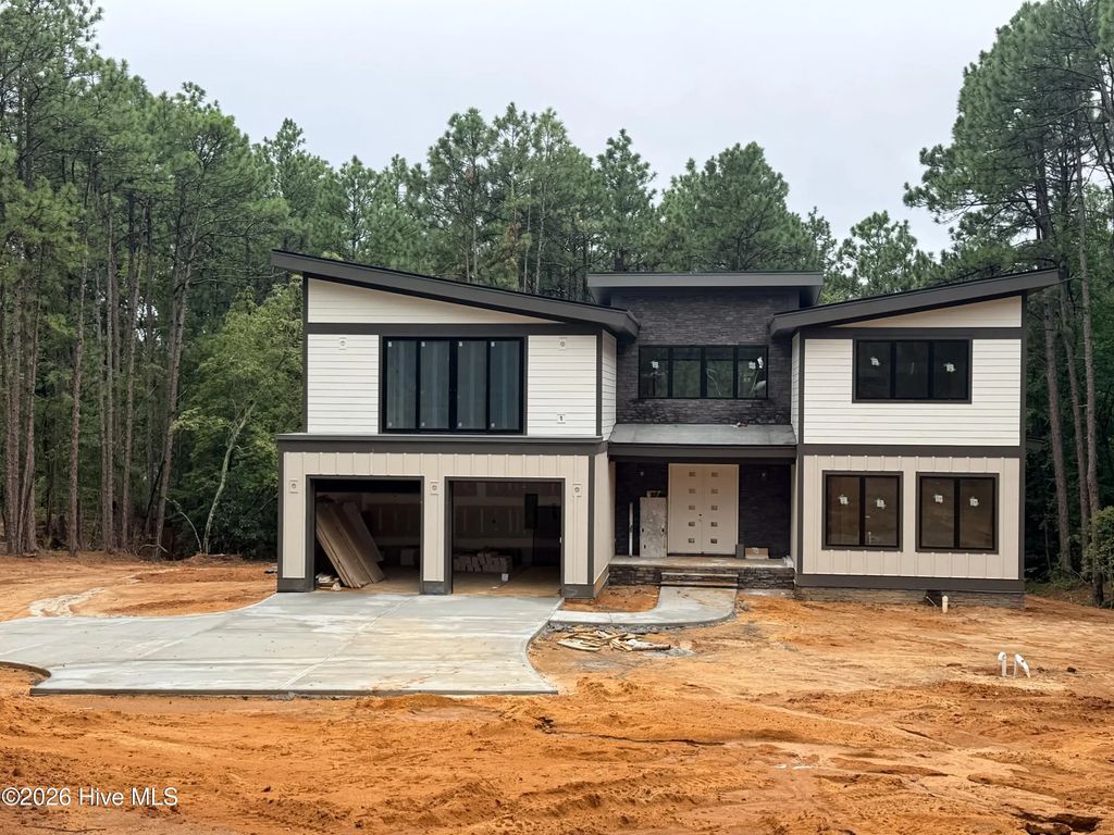 243 Hill Road, Southern Pines
