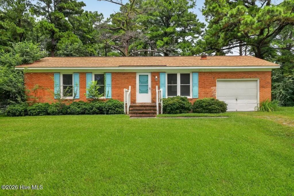 602 W Thurman Road, New Bern