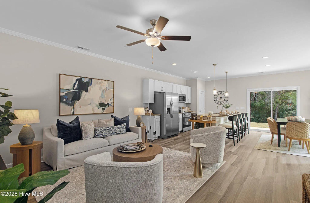 234 Cline Way Unit 128, 1809 Live Oak, Beaufort